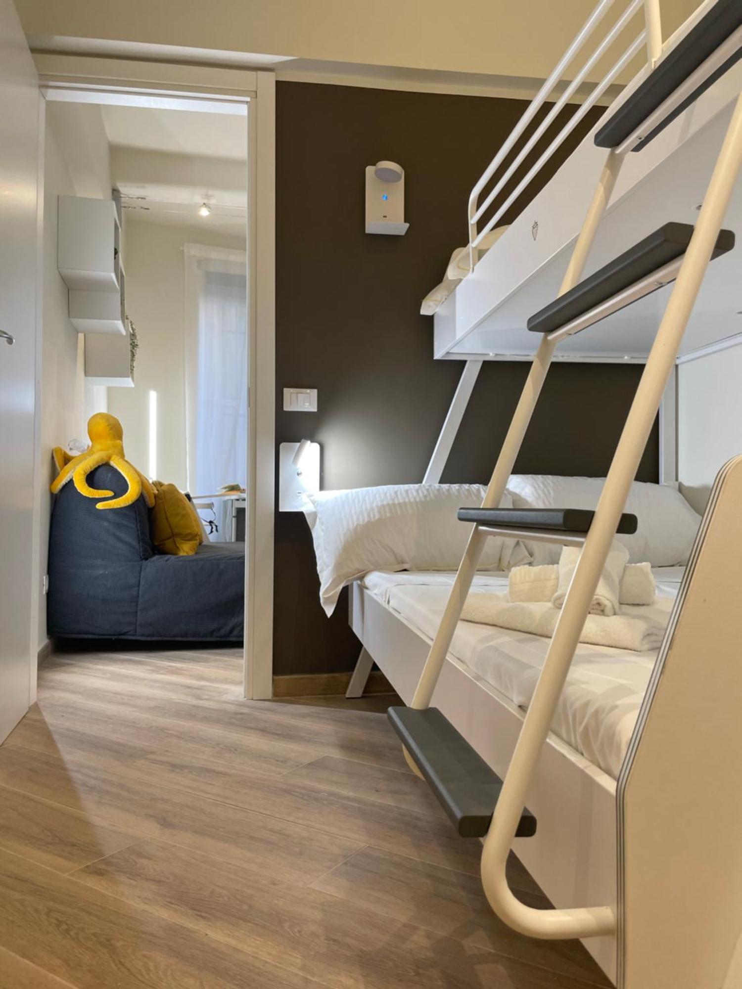 Happy Family Apartments Incantesimo Janov Exteriér fotografie